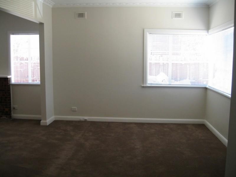 24 Devoy Street, Oakleigh VIC 3166