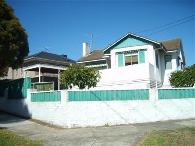 1/10 Coolac Street, Chadstone VIC 3148