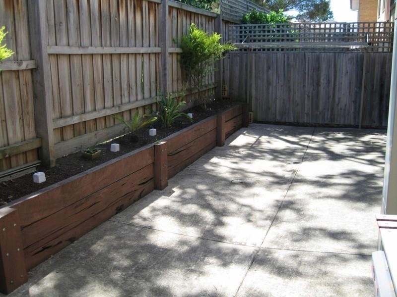 10 Elmtree Terrace, Chadstone VIC 3148