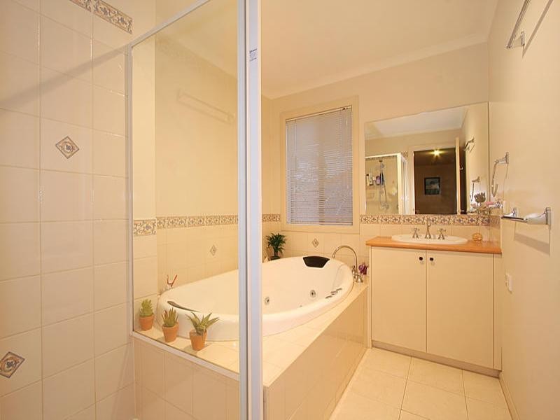 9 Peter Street, Oakleigh South VIC 3167