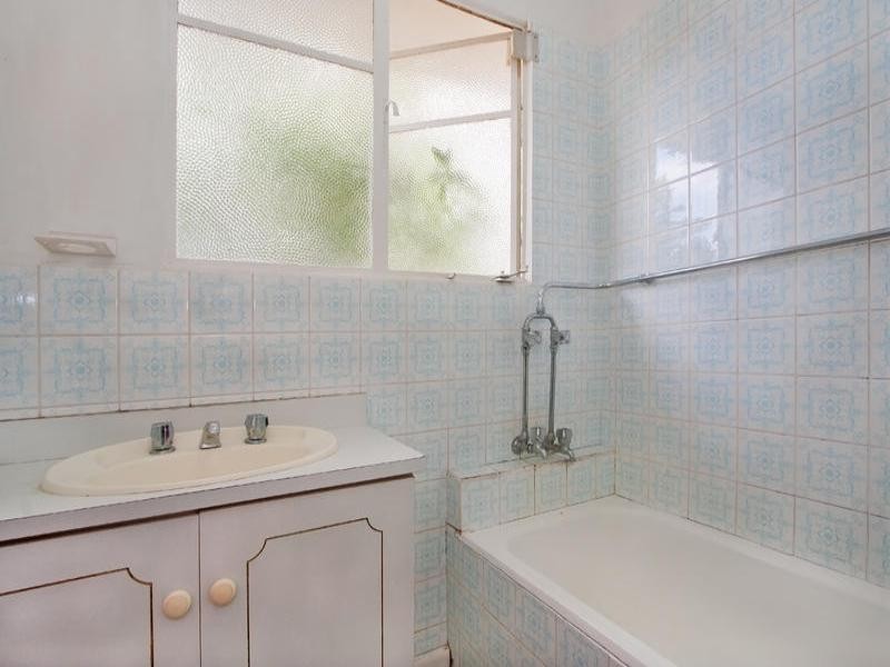 1 Melinga Crescent, Chadstone VIC 3148