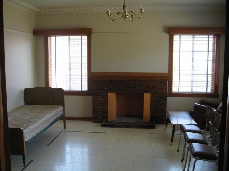 39 Prince Charles Street, Clayton VIC 3168