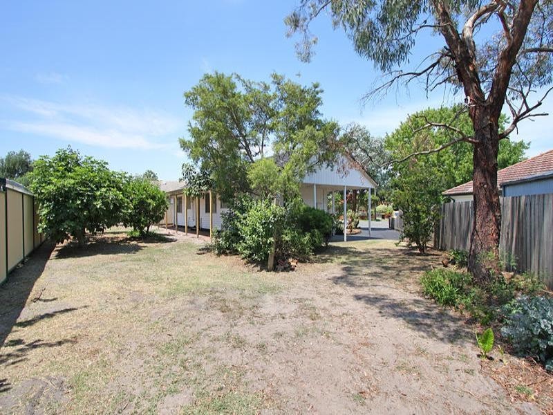 4 Mardi Court, Clayton South VIC 3169