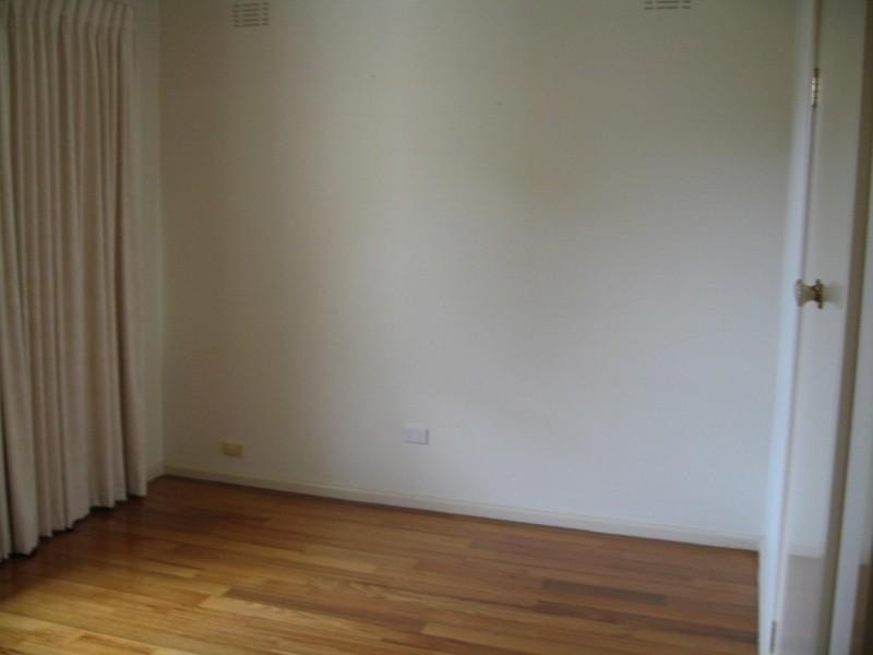 13 Tular Avenue, Oakleigh VIC 3166