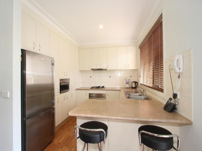 3/11 Churchill Avenue, Chadstone VIC 3148