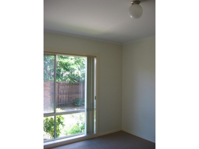 2/23 Panorama Street, Clayton VIC 3168