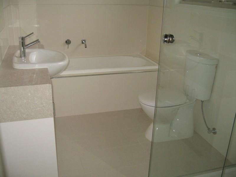 2/27 Burton Street, Chadstone VIC 3148