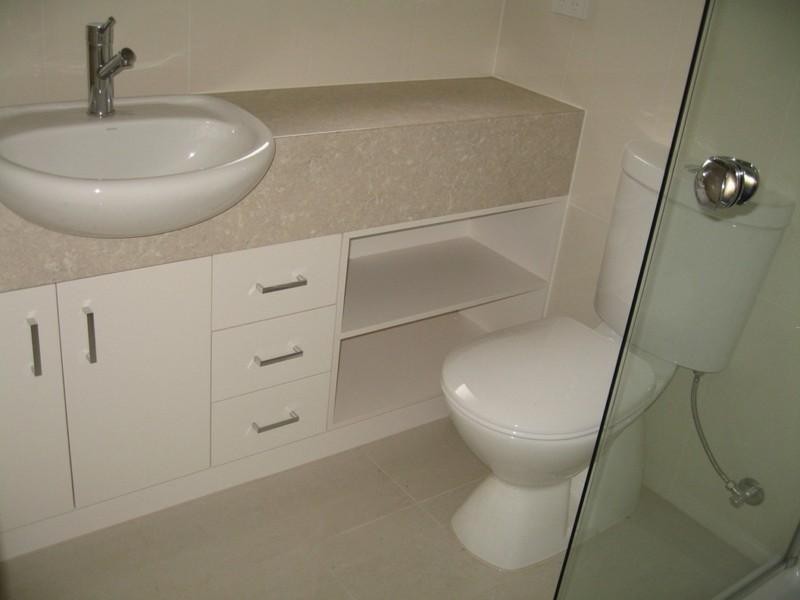 2/27 Burton Street, Chadstone VIC 3148