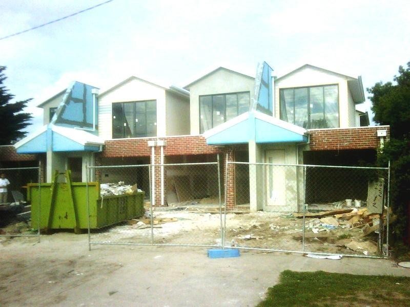 2/22 Burns Avenue, Clayton South VIC 3169