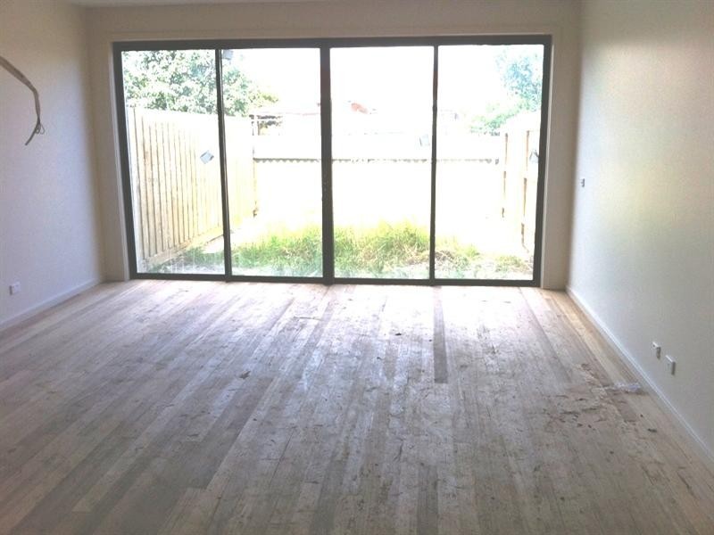 2/22 Burns Avenue, Clayton South VIC 3169