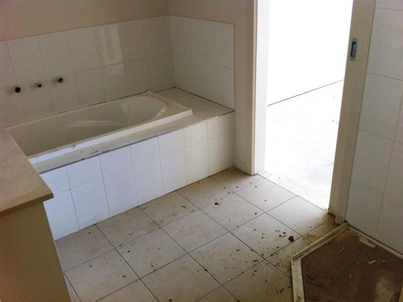 2/22 Burns Avenue, Clayton South VIC 3169