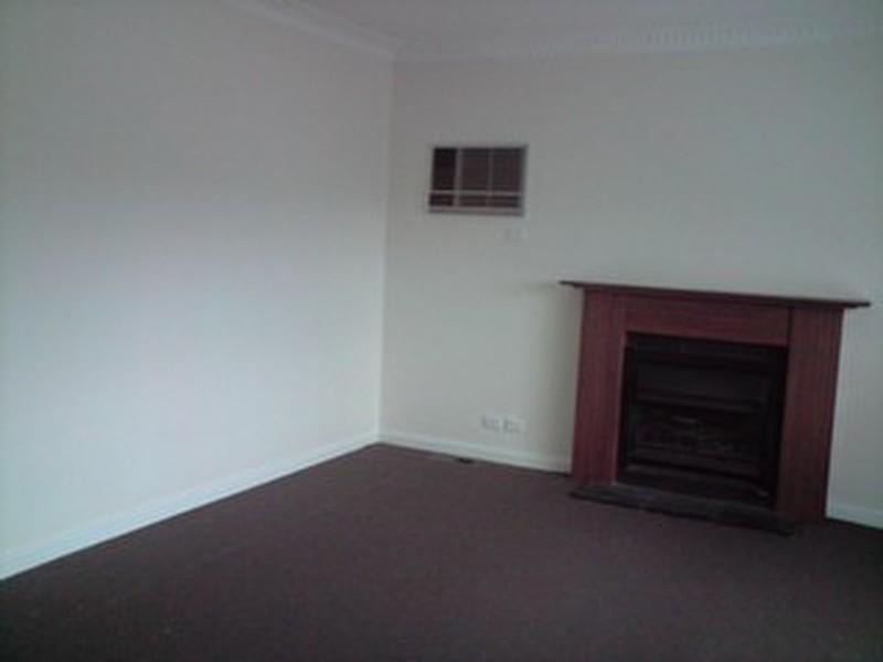 11 Cash Grove, Mount Waverley VIC 3149