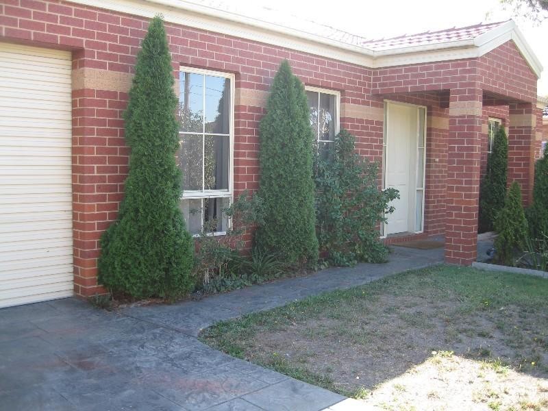 1/7 Rae Street, Chadstone VIC 3148