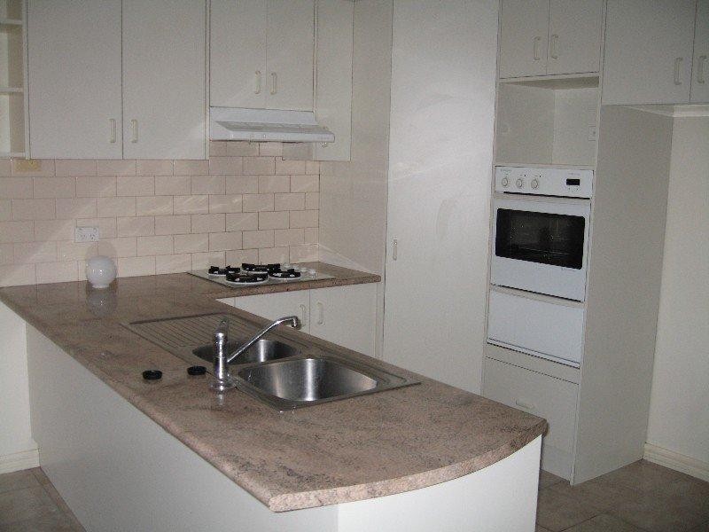 1/7 Rae Street, Chadstone VIC 3148