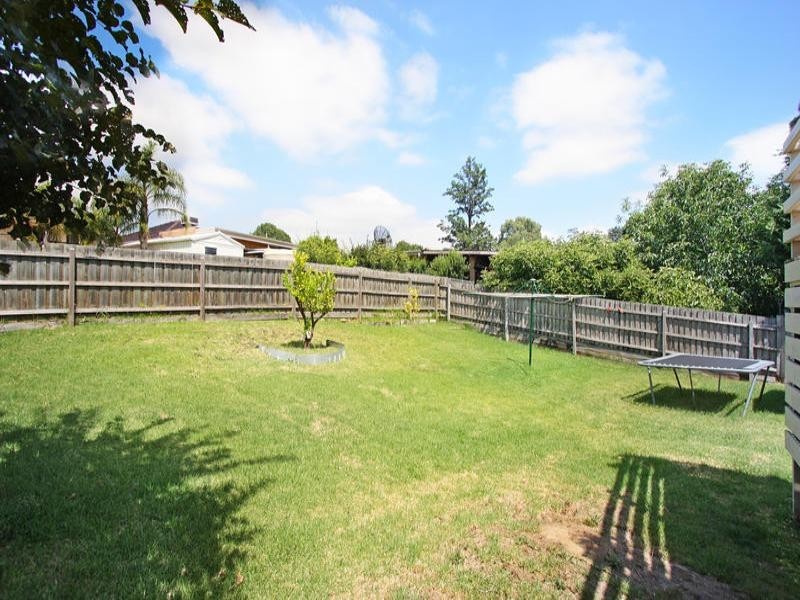 21 Kuranda Crescent, Oakleigh East VIC 3166