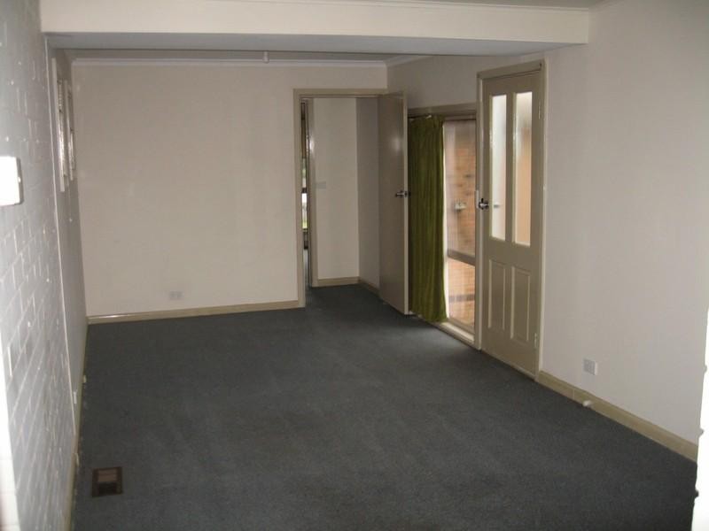 5 Churchill Avenue, Chadstone VIC 3148