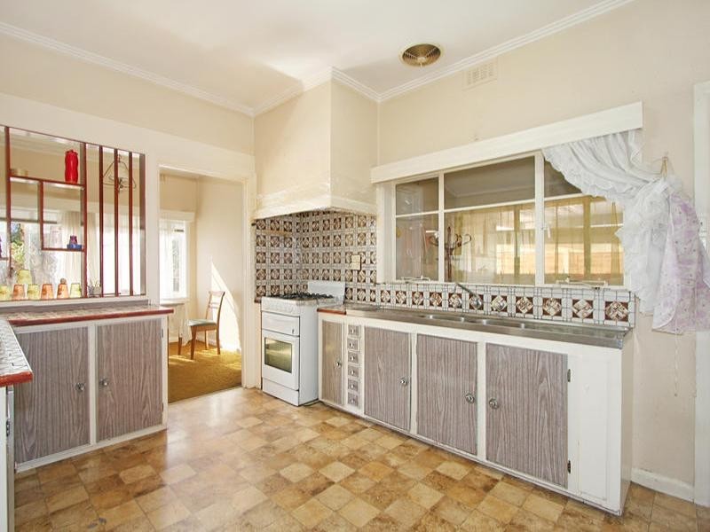 2a Hourigan Avenue, Clayton VIC 3168