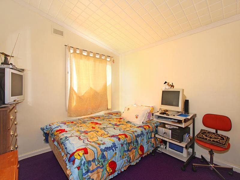 2a Hourigan Avenue, Clayton VIC 3168