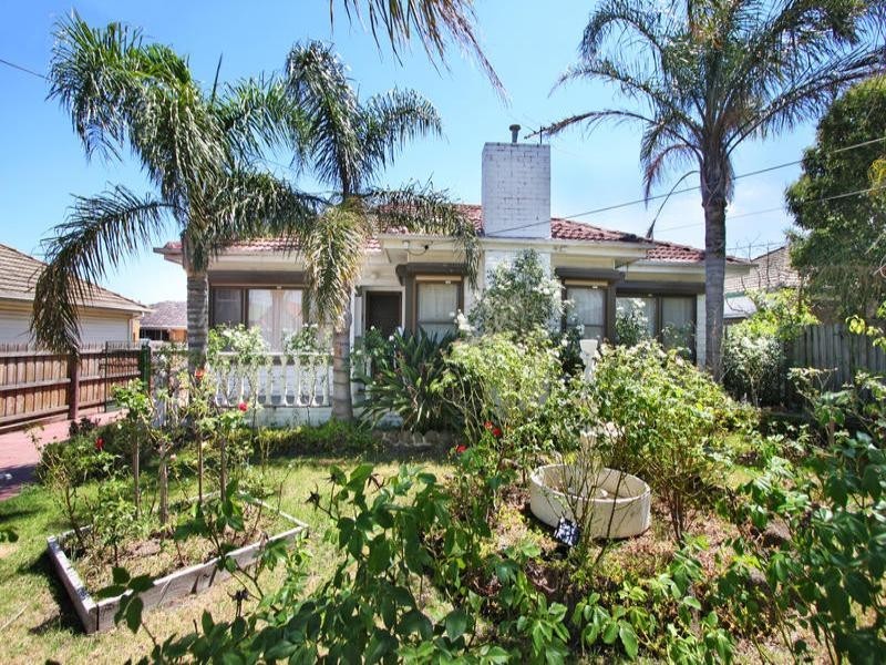 25 Cambro Road, Clayton VIC 3168