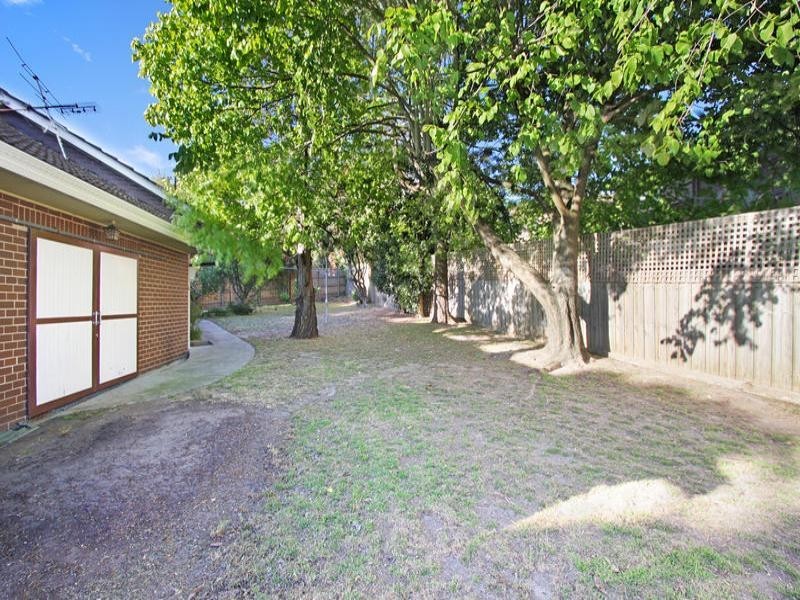 5 Randall Court, Mount Waverley VIC 3149