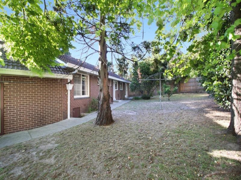 5 Randall Court, Mount Waverley VIC 3149