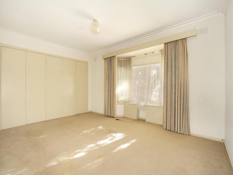 5 Randall Court, Mount Waverley VIC 3149