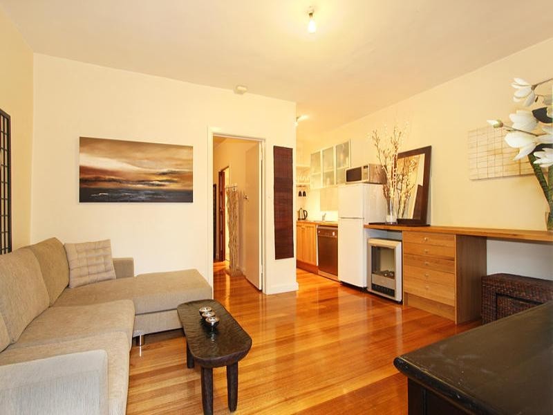 2/34 Gardenia Road, Gardenvale VIC 3185