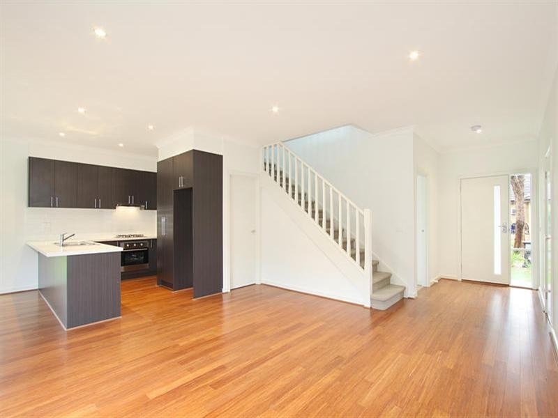 1/112 Wellington Road, Clayton VIC 3168