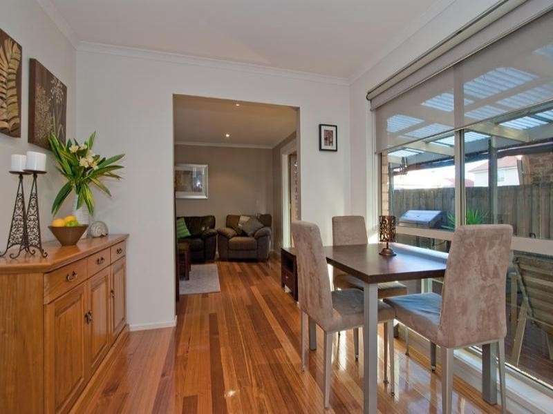 3/12 Crewe Road, Hughesdale VIC 3166