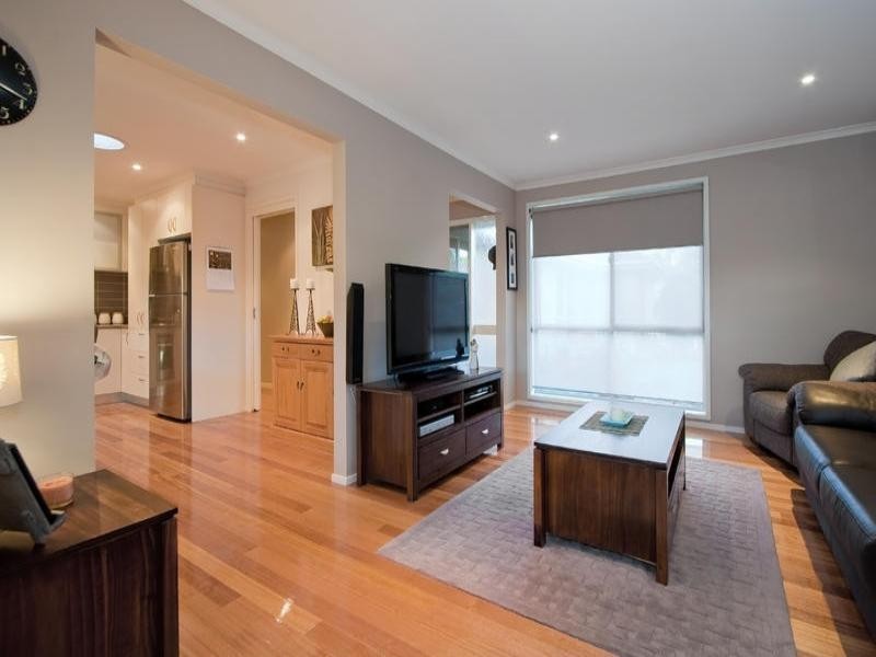 3/12 Crewe Road, Hughesdale VIC 3166