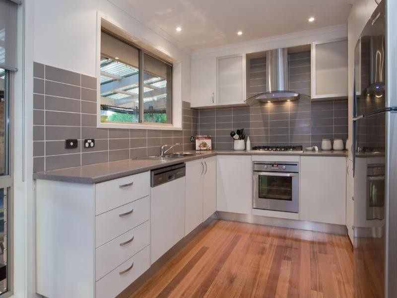 3/12 Crewe Road, Hughesdale VIC 3166