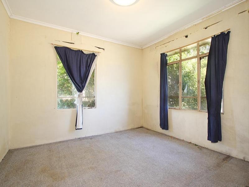 21 Waverley Road, Chadstone VIC 3148