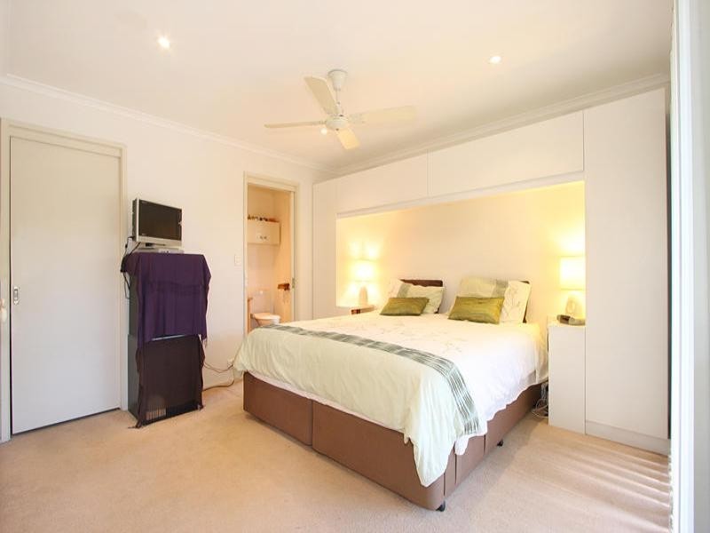 8 Melanie Court, Mount Waverley VIC 3149