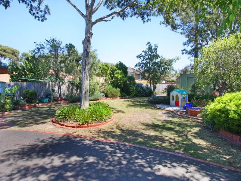 8 Melanie Court, Mount Waverley VIC 3149