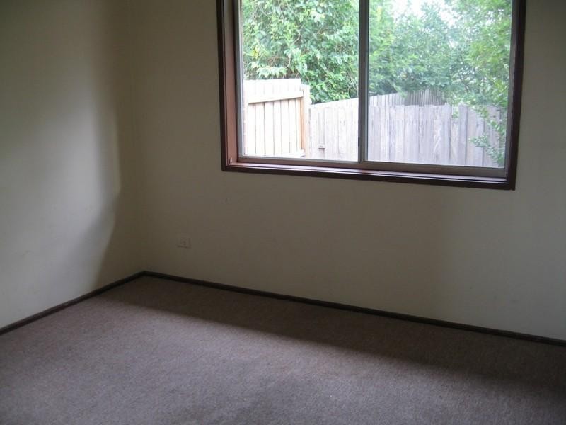 2/13 Dover Street, Oakleigh East VIC 3166