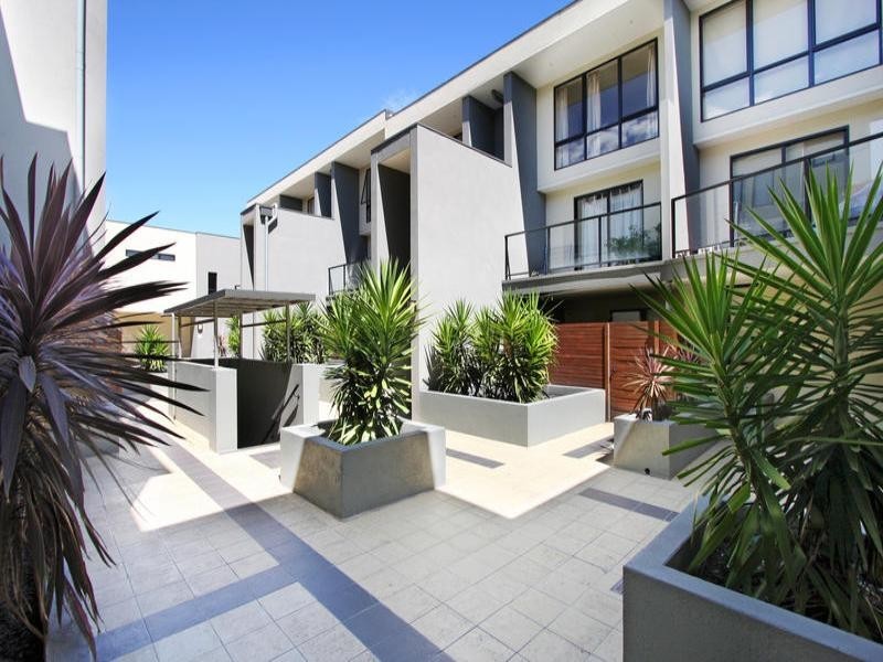 24/1324 Centre Road, Clayton VIC 3168