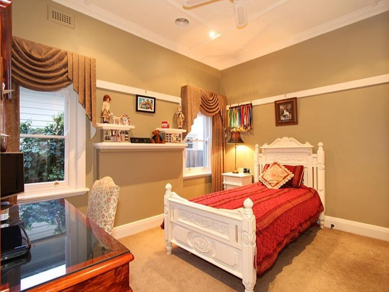 8 Willesden Road, Hughesdale VIC 3166