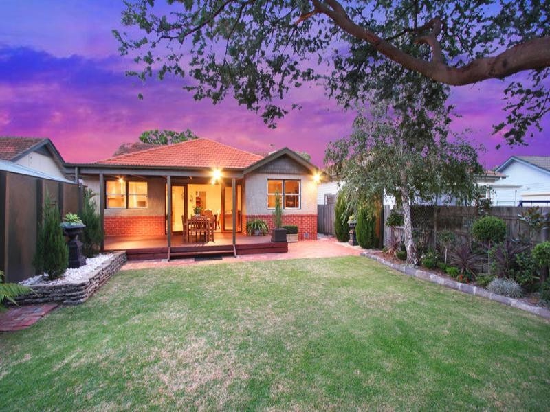 8 Willesden Road, Hughesdale VIC 3166