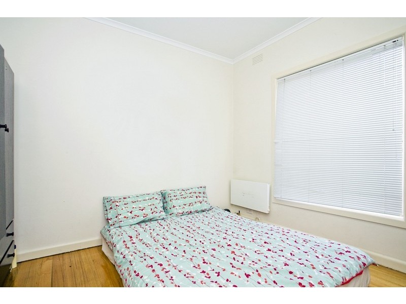 17 Royton Street, Burwood East VIC 3151