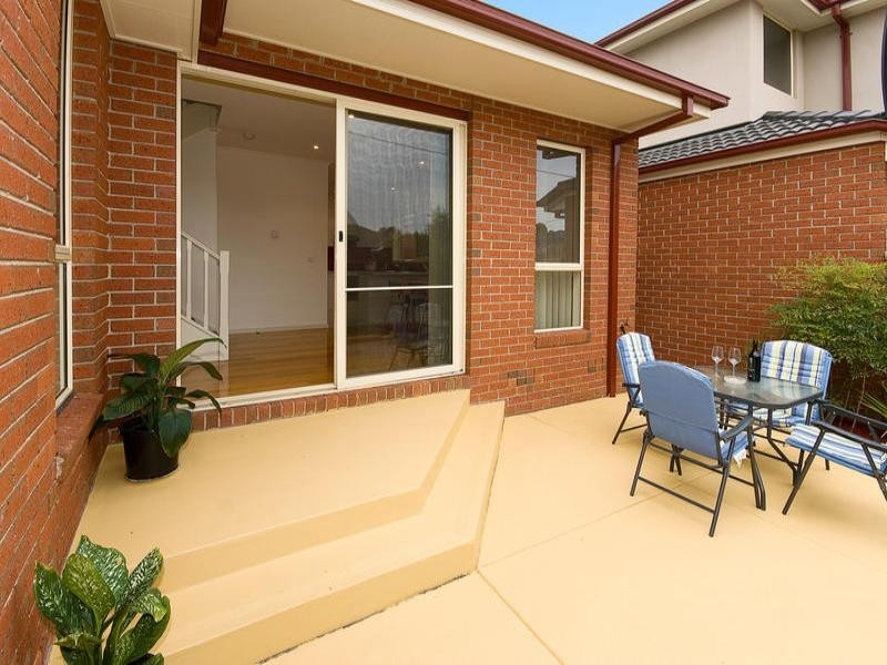 1/16 Browns Road, Clayton VIC 3168