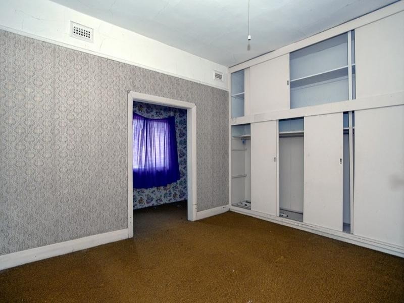 51 Warrigal Road, Hughesdale VIC 3166