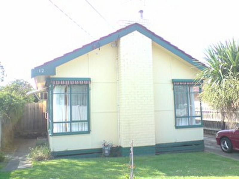 12 Fenton Street, Oakleigh East VIC 3166