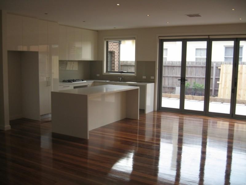 298 McKinnon Road, Mckinnon VIC 3204