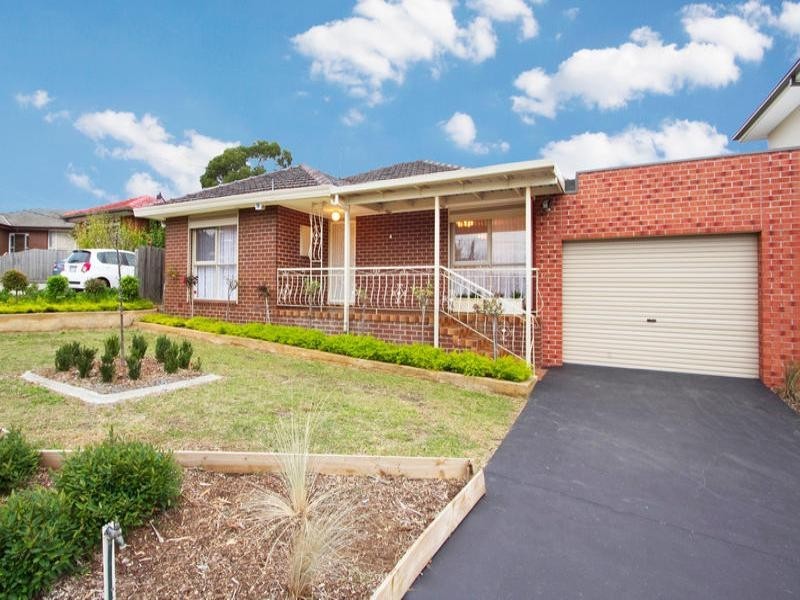 4a Mount Batten Court, Oakleigh East VIC 3166
