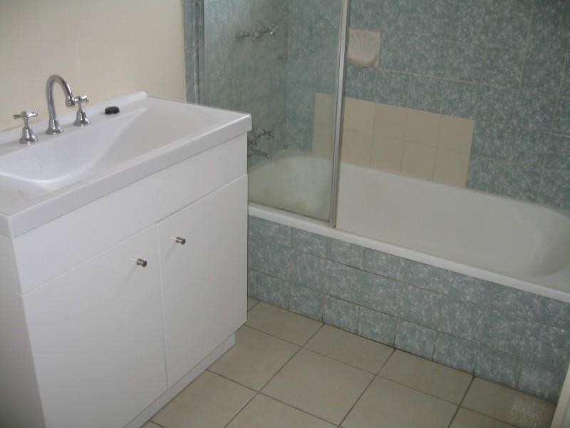 2/32 Browning Avenue, Clayton VIC 3168