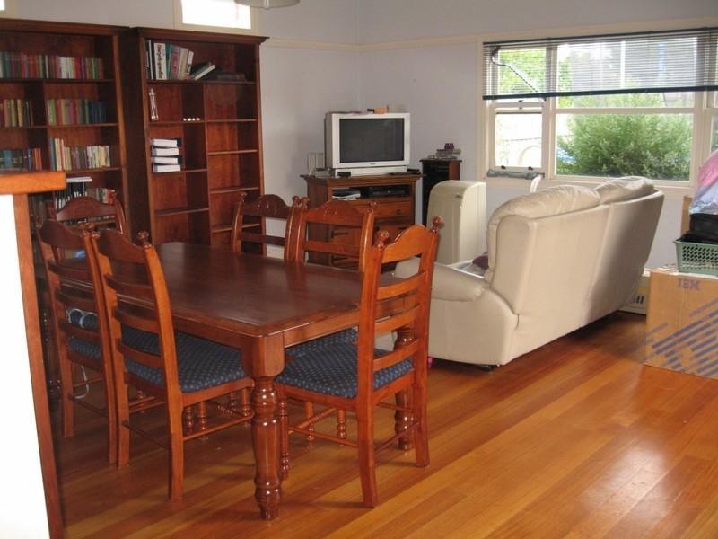 20 Calembeena Avenue, Hughesdale VIC 3166