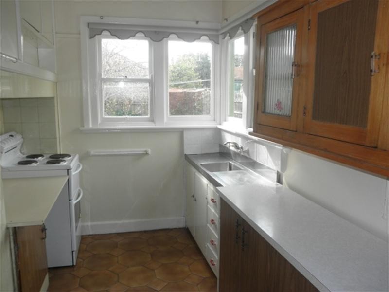 8 Dromana Avenue, Bentleigh East VIC 3165