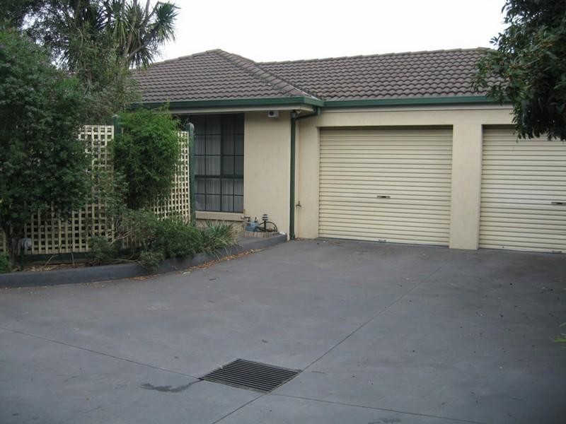 2/59 Patrick Street, Oakleigh East VIC 3166