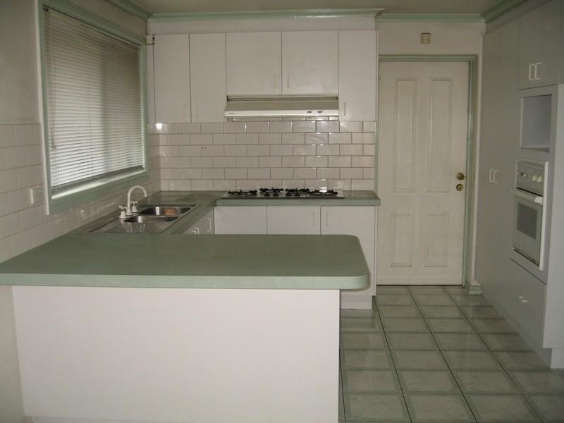 2/59 Patrick Street, Oakleigh East VIC 3166