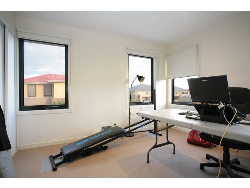 1 Shady Mews, Clayton VIC 3168